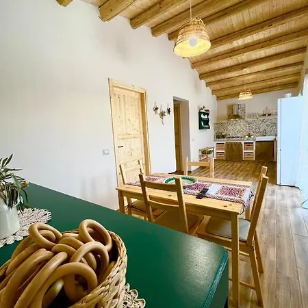Villa Overlooking Hill New Tipical Sicilian House In Rustic Style With Private Garden And Parking Avola